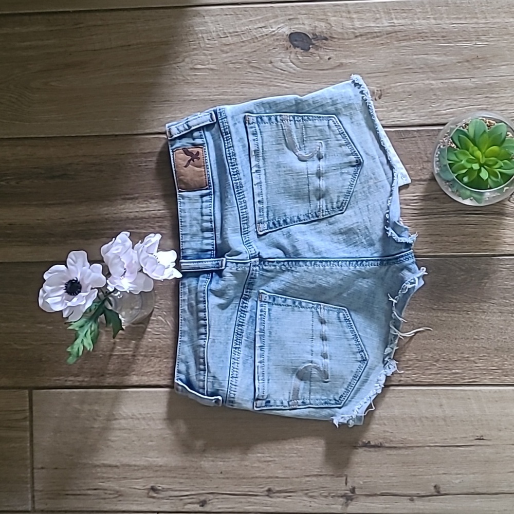 AE HI Rise Shortie Shorts - Picture 5 of 6